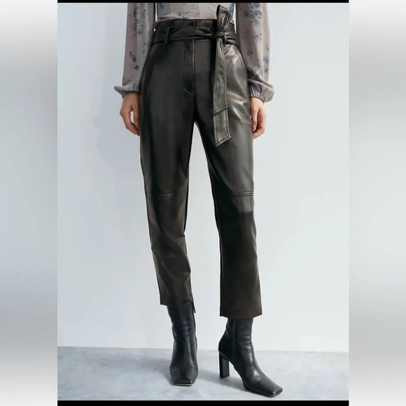 Wilfred Full moon, high vegan black leather. Size 10 - Picture 3 of 16